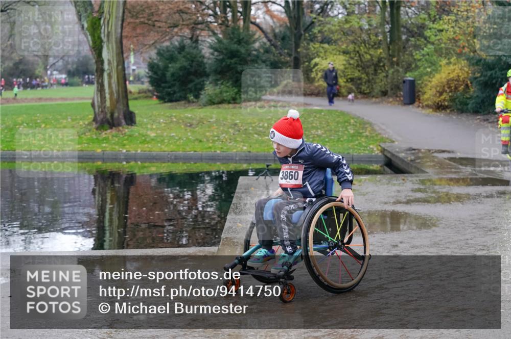 07.12.2025 - St. Pauli X-Mass-Run No. 15 Michael Burmester http://msf.ph/oto/9414750 07.12.2025 11:53:53 Laufen 15, 3860 meine-sportfotos.de