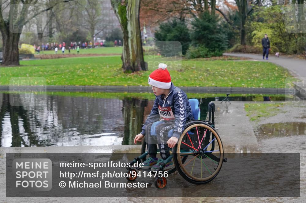 07.12.2025 - St. Pauli X-Mass-Run No. 15 Michael Burmester http://msf.ph/oto/9414756 07.12.2025 11:53:54 Laufen 15, 3860 meine-sportfotos.de