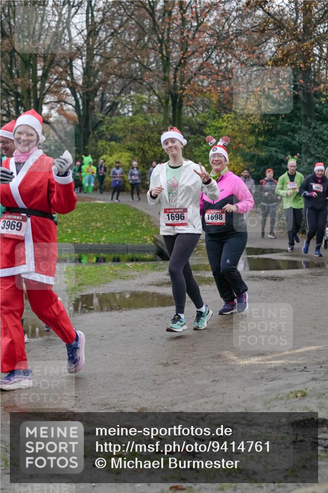 07.12.2025 - St. Pauli X-Mass-Run No. 15 Michael Burmester http://msf.ph/oto/9414761 07.12.2025 10:05:22 Laufen 15, 3969, 1696, 1698, 165, 3942 meine-sportfotos.de