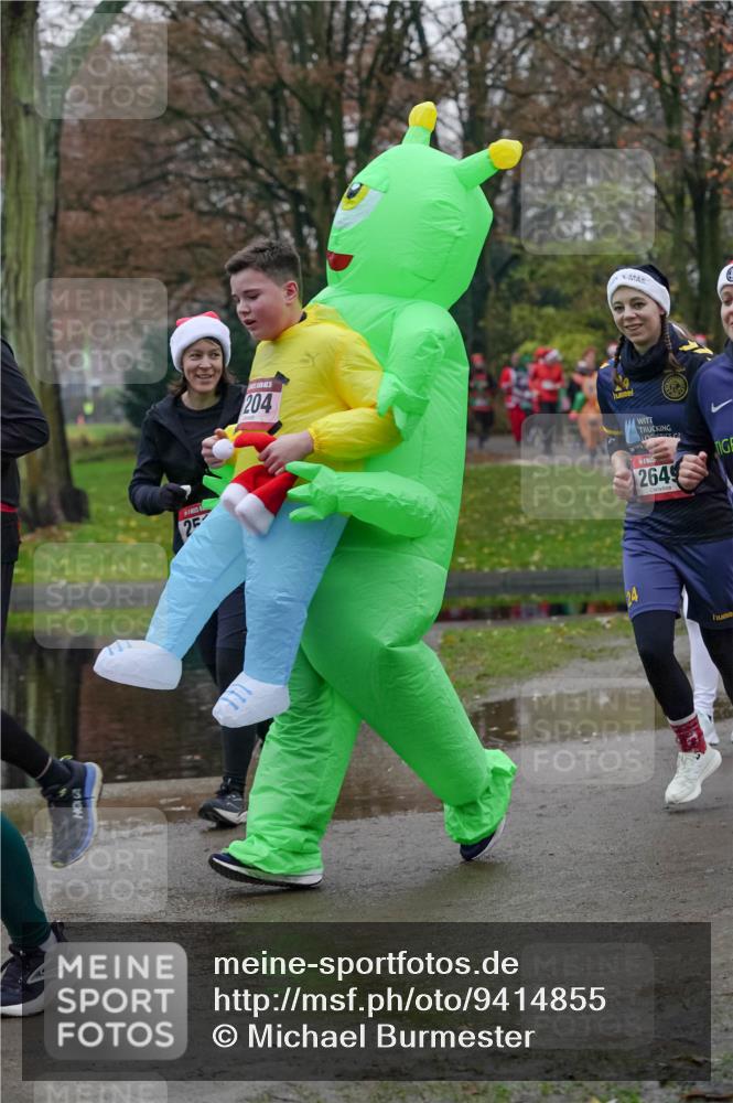 07.12.2025 - St. Pauli X-Mass-Run No. 15 Michael Burmester http://msf.ph/oto/9414855 07.12.2025 10:05:44 Laufen 25, 204, 2649 meine-sportfotos.de