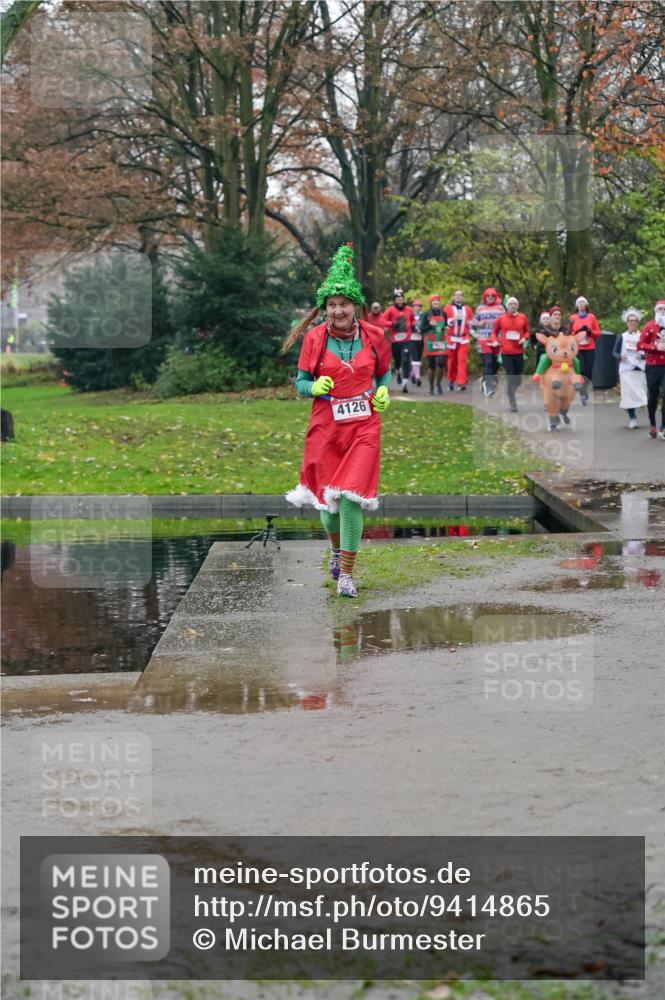 07.12.2025 - St. Pauli X-Mass-Run No. 15 Michael Burmester http://msf.ph/oto/9414865 07.12.2025 10:05:47 Laufen 4126 meine-sportfotos.de