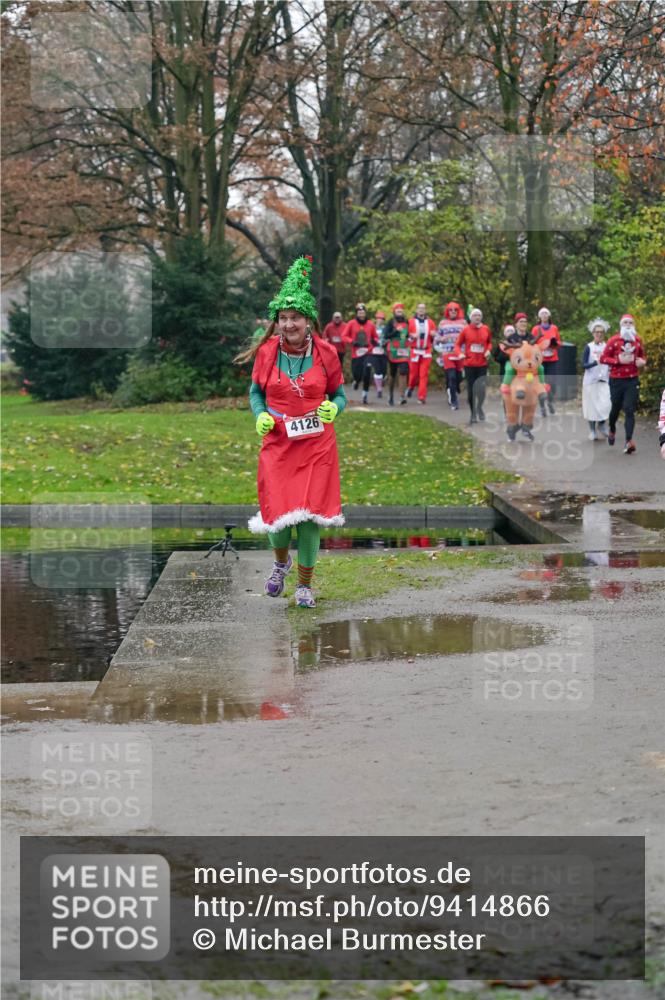 07.12.2025 - St. Pauli X-Mass-Run No. 15 Michael Burmester http://msf.ph/oto/9414866 07.12.2025 10:05:48 Laufen 4126 meine-sportfotos.de