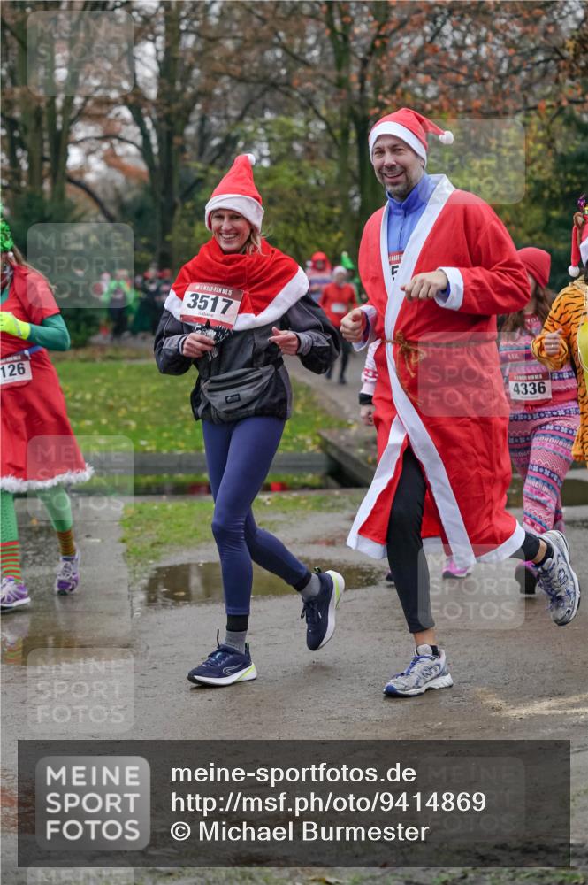 07.12.2025 - St. Pauli X-Mass-Run No. 15 Michael Burmester http://msf.ph/oto/9414869 07.12.2025 10:05:49 Laufen 126, 15, 3517, 4336, 401 meine-sportfotos.de