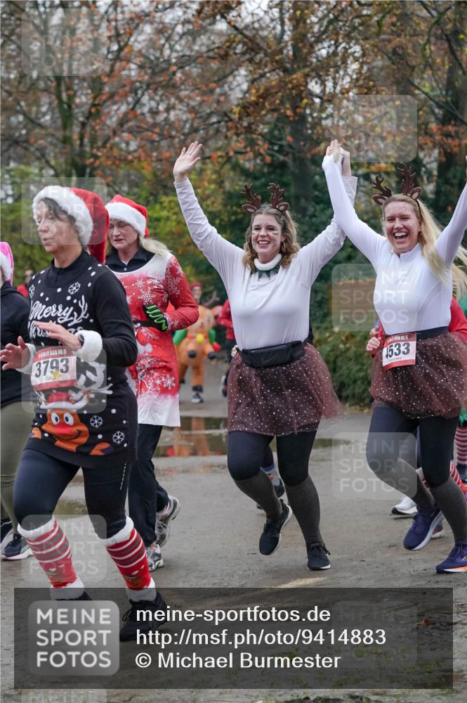 07.12.2025 - St. Pauli X-Mass-Run No. 15 Michael Burmester http://msf.ph/oto/9414883 07.12.2025 10:05:51 Laufen 15, 3793, 5, 4533 meine-sportfotos.de