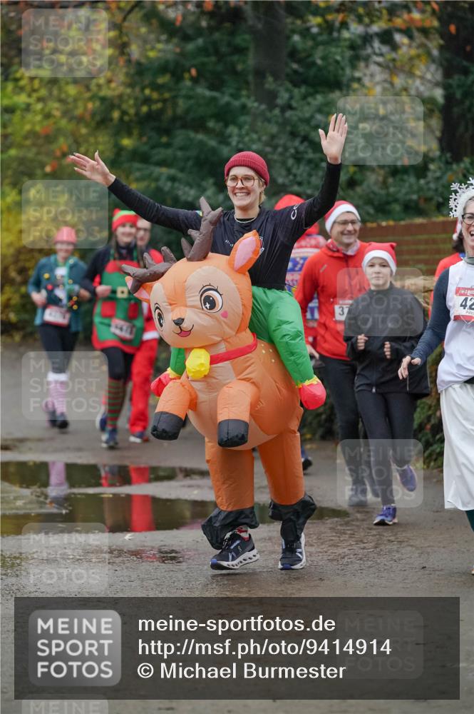 07.12.2025 - St. Pauli X-Mass-Run No. 15 Michael Burmester http://msf.ph/oto/9414914 07.12.2025 10:05:56 Laufen 7, 37, 42 meine-sportfotos.de