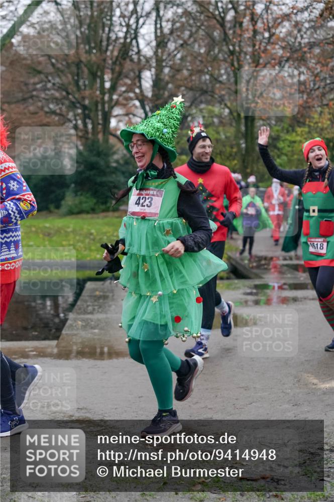 07.12.2025 - St. Pauli X-Mass-Run No. 15 Michael Burmester http://msf.ph/oto/9414948 07.12.2025 10:06:03 Laufen 15, 423, 1618 meine-sportfotos.de