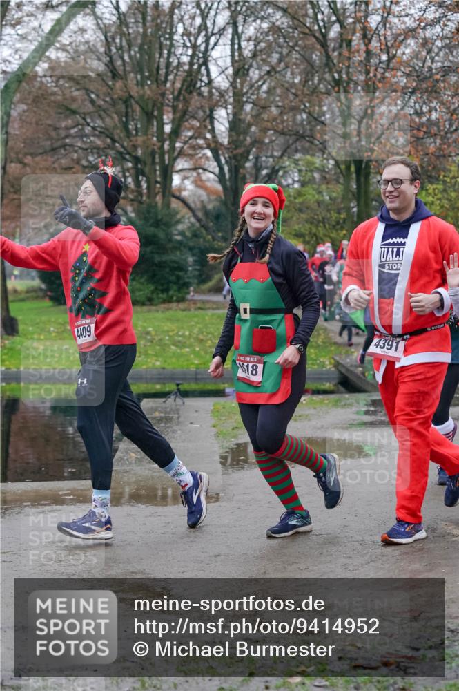 07.12.2025 - St. Pauli X-Mass-Run No. 15 Michael Burmester http://msf.ph/oto/9414952 07.12.2025 10:06:04 Laufen 4409, 5, 1618, 4391 meine-sportfotos.de