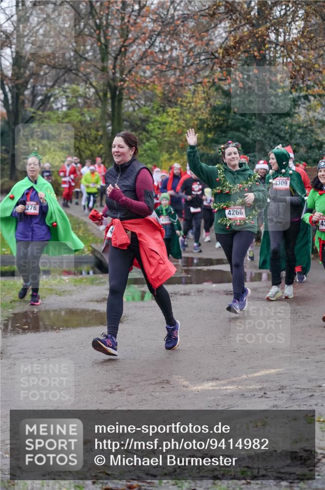 07.12.2025 - St. Pauli X-Mass-Run No. 15 Michael Burmester http://msf.ph/oto/9414982 07.12.2025 10:06:10 Laufen 276, 4266, 1309, 42 meine-sportfotos.de