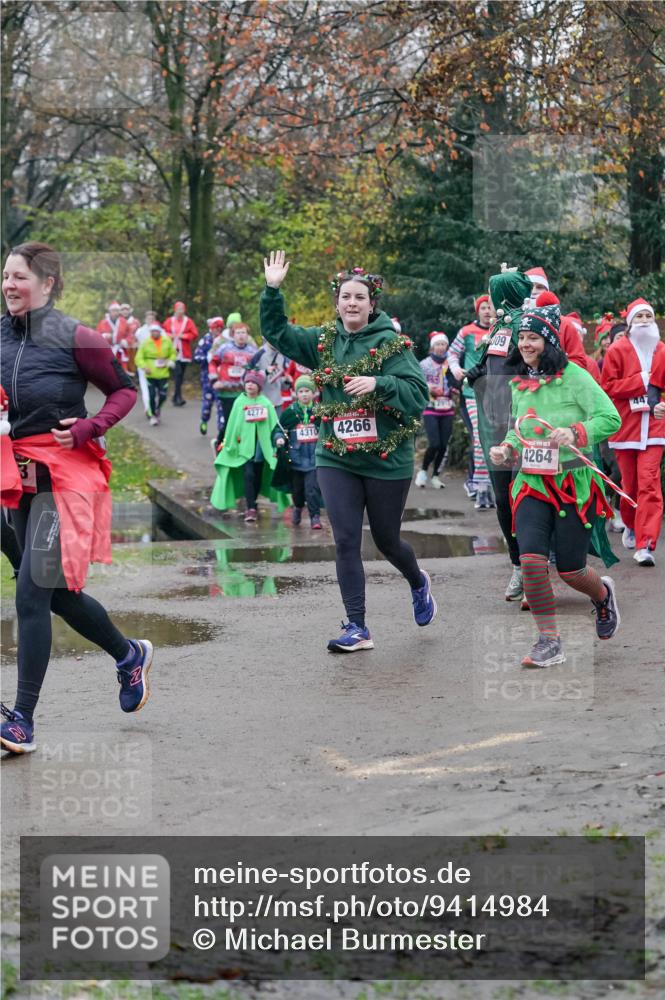 07.12.2025 - St. Pauli X-Mass-Run No. 15 Michael Burmester http://msf.ph/oto/9414984 07.12.2025 10:06:10 Laufen 4277, 09, 4310, 4266, 4264 meine-sportfotos.de