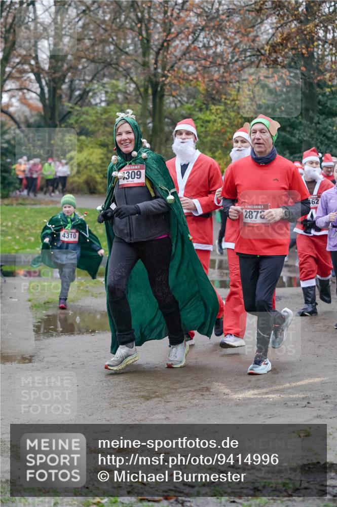 07.12.2025 - St. Pauli X-Mass-Run No. 15 Michael Burmester http://msf.ph/oto/9414996 07.12.2025 10:06:13 Laufen 4310, 15, 309, 15, 2878, 62 meine-sportfotos.de
