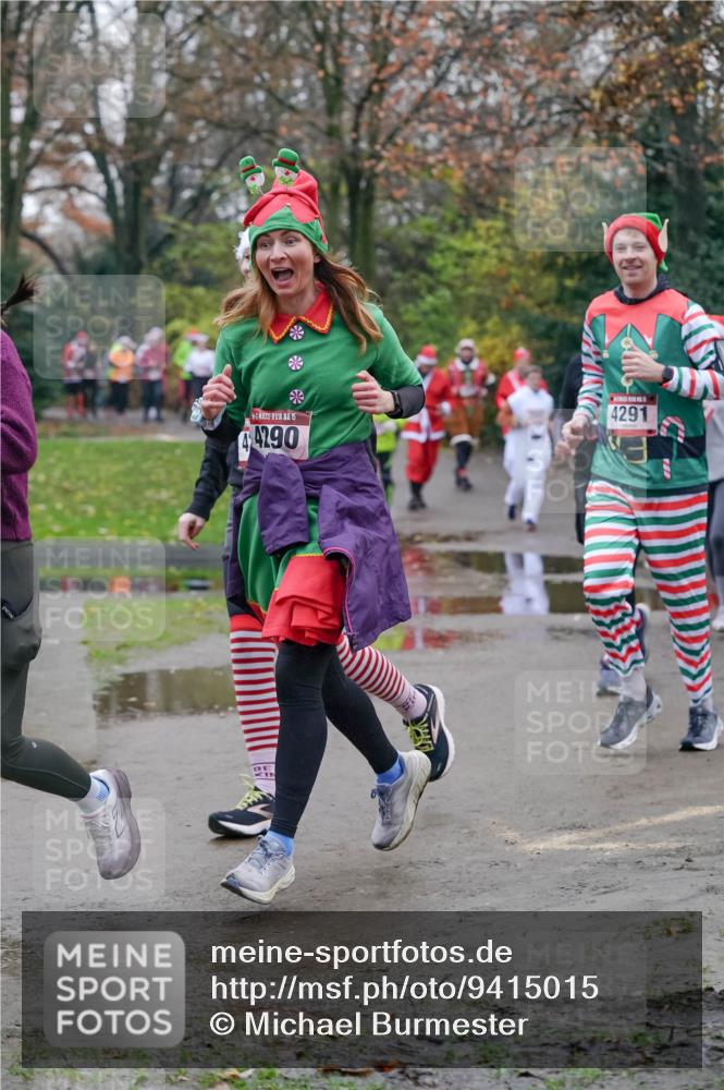 07.12.2025 - St. Pauli X-Mass-Run No. 15 Michael Burmester http://msf.ph/oto/9415015 07.12.2025 10:06:16 Laufen 15, 4290, 4291 meine-sportfotos.de