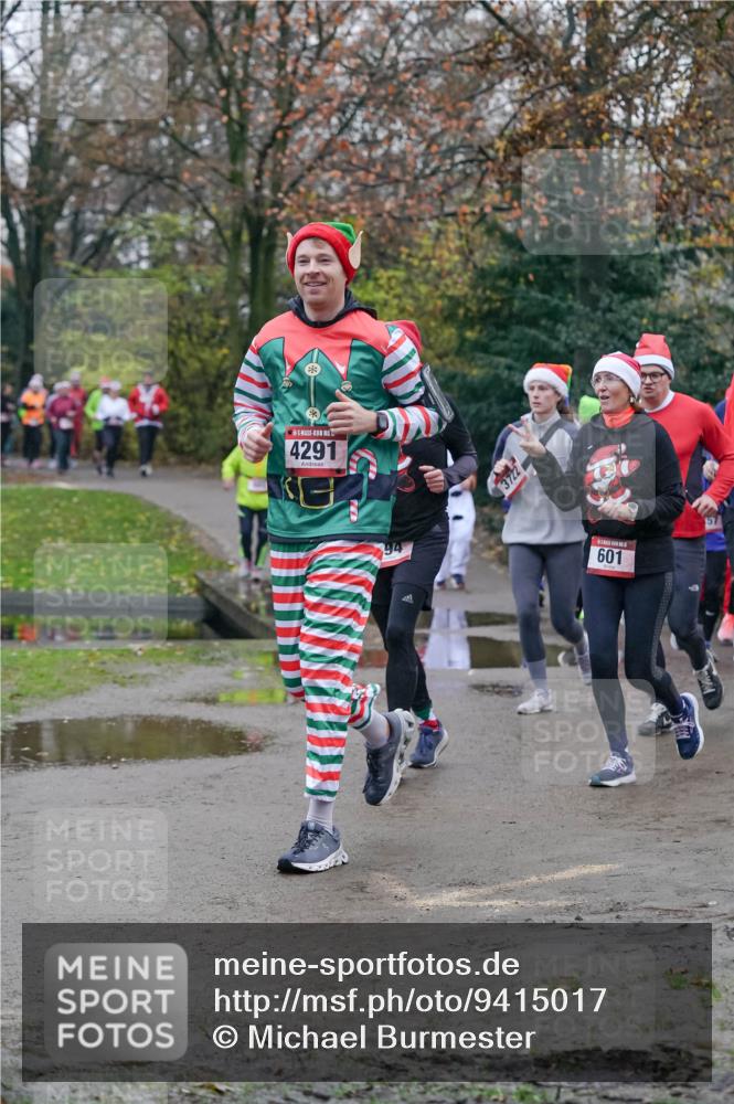 07.12.2025 - St. Pauli X-Mass-Run No. 15 Michael Burmester http://msf.ph/oto/9415017 07.12.2025 10:06:16 Laufen 4291, 94, 3722, 601 meine-sportfotos.de