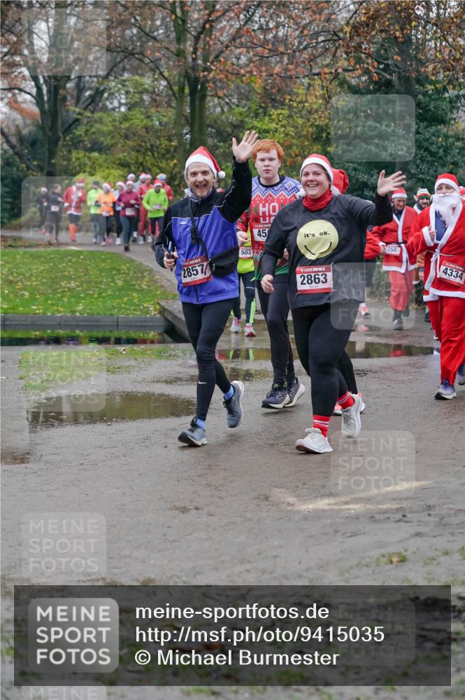 07.12.2025 - St. Pauli X-Mass-Run No. 15 Michael Burmester http://msf.ph/oto/9415035 07.12.2025 10:06:20 Laufen 2857, 503, 45, 2863, 750, 4334 meine-sportfotos.de