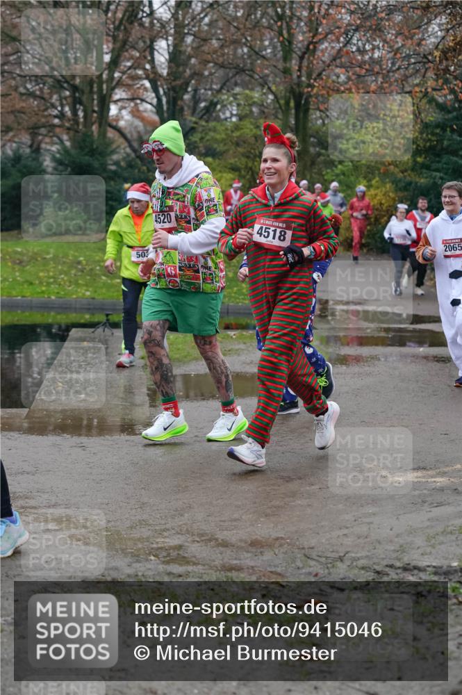 07.12.2025 - St. Pauli X-Mass-Run No. 15 Michael Burmester http://msf.ph/oto/9415046 07.12.2025 10:06:23 Laufen 4520, 503, 15, 4518, 2065 meine-sportfotos.de