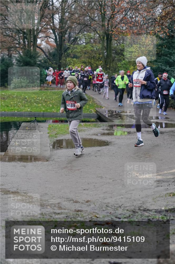 07.12.2025 - St. Pauli X-Mass-Run No. 15 Michael Burmester http://msf.ph/oto/9415109 07.12.2025 10:06:44 Laufen  meine-sportfotos.de