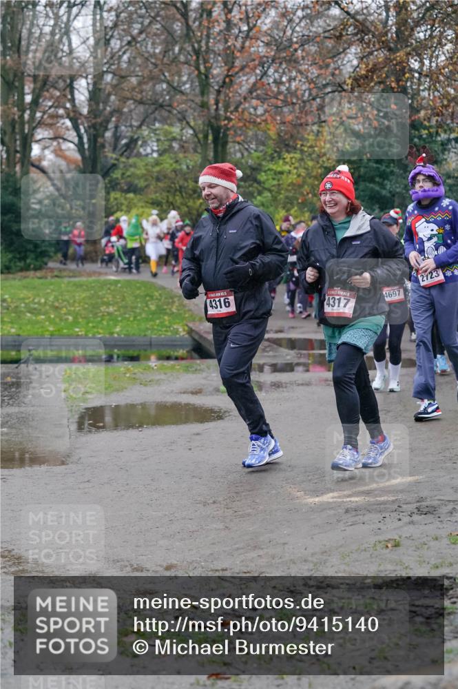 07.12.2025 - St. Pauli X-Mass-Run No. 15 Michael Burmester http://msf.ph/oto/9415140 07.12.2025 10:06:51 Laufen 15, 4316, 4317, 4697, 2723 meine-sportfotos.de