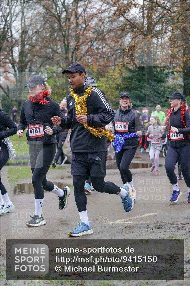 07.12.2025 - St. Pauli X-Mass-Run No. 15 Michael Burmester http://msf.ph/oto/9415150 07.12.2025 10:06:54 Laufen 15, 4701, 4706, 3468, 4707 meine-sportfotos.de