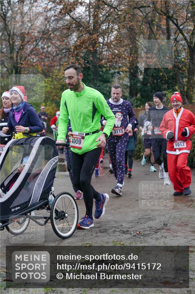 07.12.2025 - St. Pauli X-Mass-Run No. 15 Michael Burmester http://msf.ph/oto/9415172 07.12.2025 10:07:01 Laufen 35, 4009, 4009, 3115, 47, 1012 meine-sportfotos.de