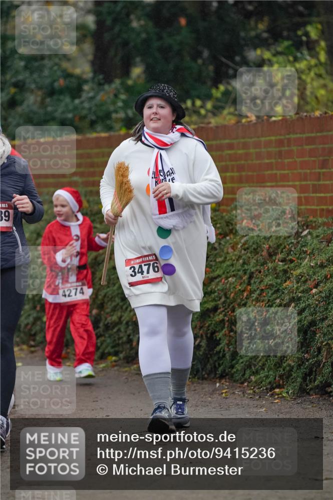 07.12.2025 - St. Pauli X-Mass-Run No. 15 Michael Burmester http://msf.ph/oto/9415236 07.12.2025 10:07:32 Laufen 5, 39, 4274, 15, 3476 meine-sportfotos.de