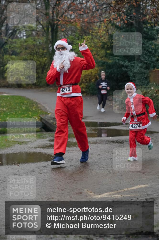07.12.2025 - St. Pauli X-Mass-Run No. 15 Michael Burmester http://msf.ph/oto/9415249 07.12.2025 10:07:36 Laufen 15, 4275, 15, 4274 meine-sportfotos.de