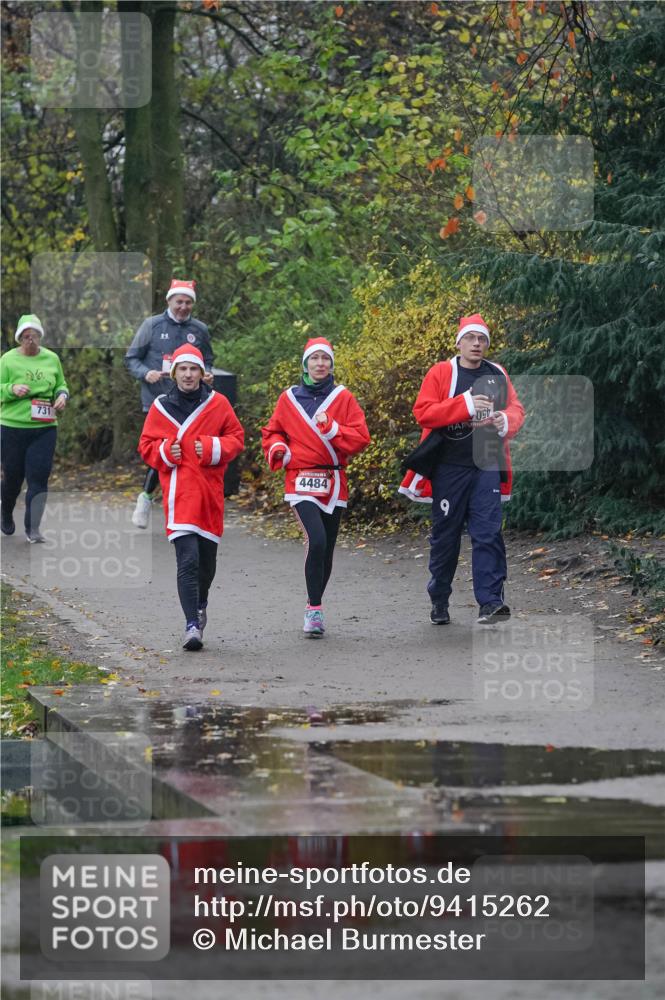 07.12.2025 - St. Pauli X-Mass-Run No. 15 Michael Burmester http://msf.ph/oto/9415262 07.12.2025 10:07:49 Laufen 731, 4484 meine-sportfotos.de
