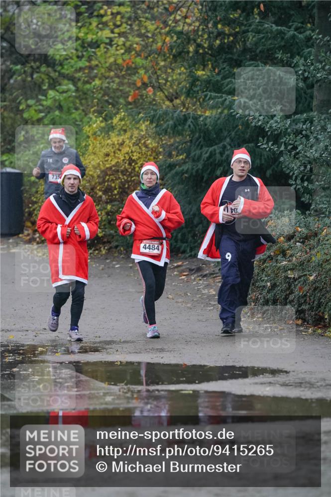 07.12.2025 - St. Pauli X-Mass-Run No. 15 Michael Burmester http://msf.ph/oto/9415265 07.12.2025 10:07:51 Laufen 735, 4484, 04 meine-sportfotos.de