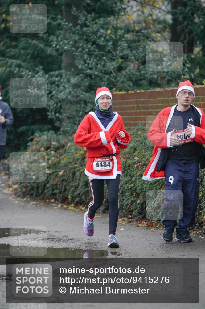 07.12.2025 - St. Pauli X-Mass-Run No. 15 Michael Burmester http://msf.ph/oto/9415276 07.12.2025 10:07:55 Laufen 4504, 15, 4484 meine-sportfotos.de
