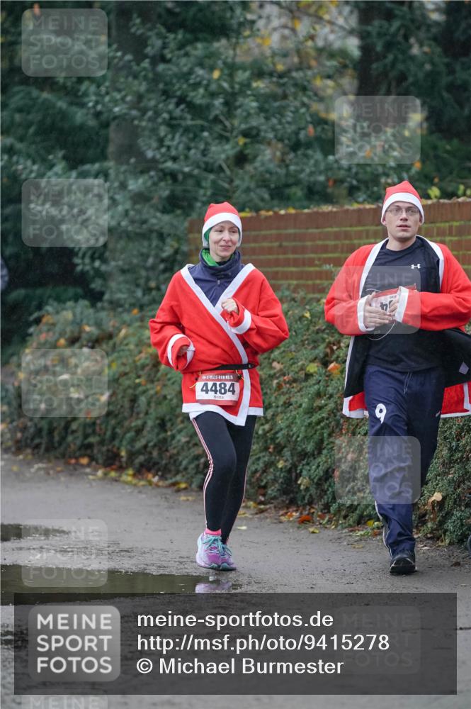 07.12.2025 - St. Pauli X-Mass-Run No. 15 Michael Burmester http://msf.ph/oto/9415278 07.12.2025 10:07:55 Laufen 15, 4484 meine-sportfotos.de