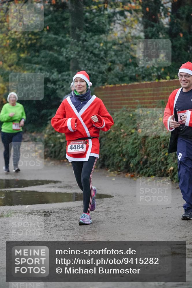 07.12.2025 - St. Pauli X-Mass-Run No. 15 Michael Burmester http://msf.ph/oto/9415282 07.12.2025 10:07:57 Laufen 15, 4484 meine-sportfotos.de