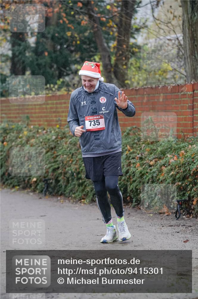 07.12.2025 - St. Pauli X-Mass-Run No. 15 Michael Burmester http://msf.ph/oto/9415301 07.12.2025 10:08:04 Laufen 15, 735 meine-sportfotos.de