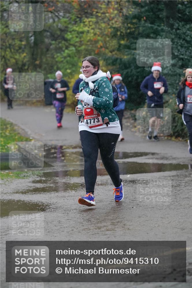 07.12.2025 - St. Pauli X-Mass-Run No. 15 Michael Burmester http://msf.ph/oto/9415310 07.12.2025 10:08:16 Laufen 15, 4773 meine-sportfotos.de