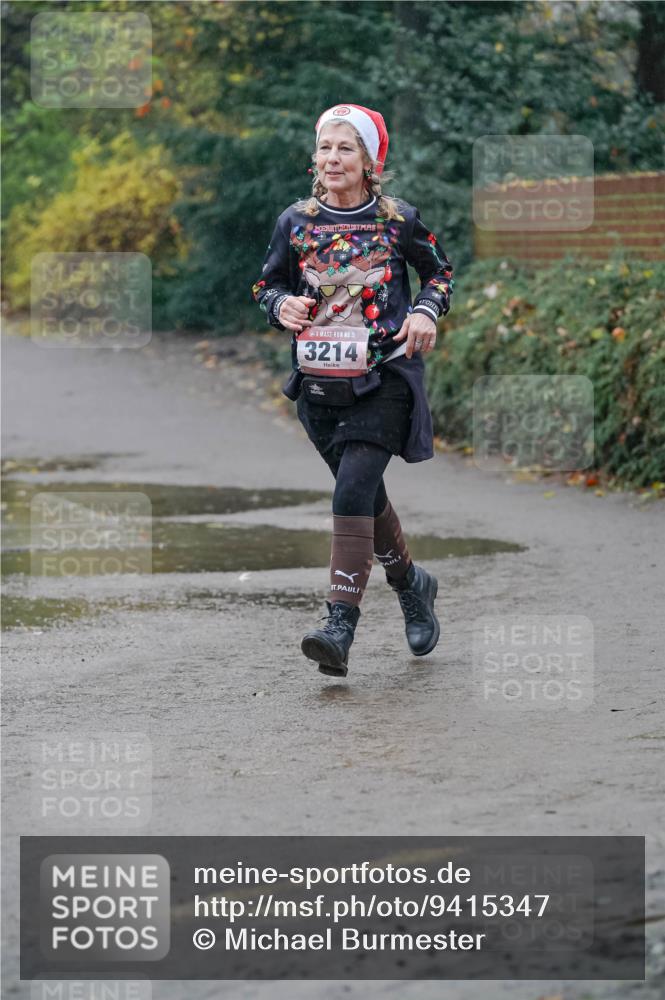 07.12.2025 - St. Pauli X-Mass-Run No. 15 Michael Burmester http://msf.ph/oto/9415347 07.12.2025 10:08:29 Laufen 15, 3214 meine-sportfotos.de
