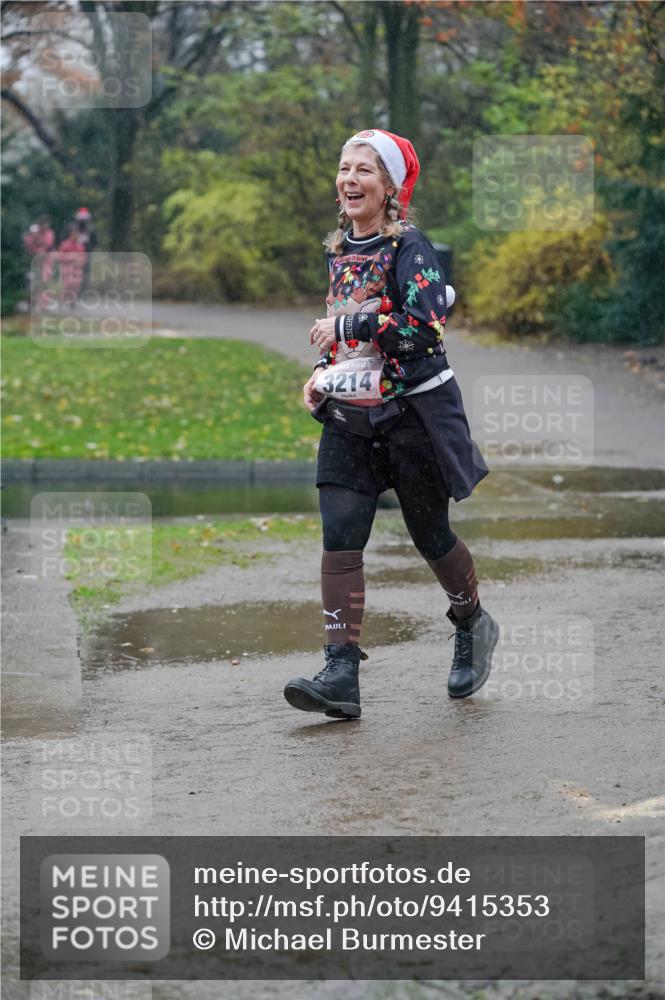 07.12.2025 - St. Pauli X-Mass-Run No. 15 Michael Burmester http://msf.ph/oto/9415353 07.12.2025 10:08:30 Laufen 3214 meine-sportfotos.de