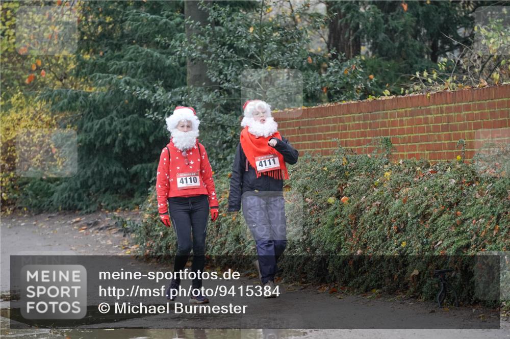 07.12.2025 - St. Pauli X-Mass-Run No. 15 Michael Burmester http://msf.ph/oto/9415384 07.12.2025 10:11:31 Laufen 4110, 4111 meine-sportfotos.de
