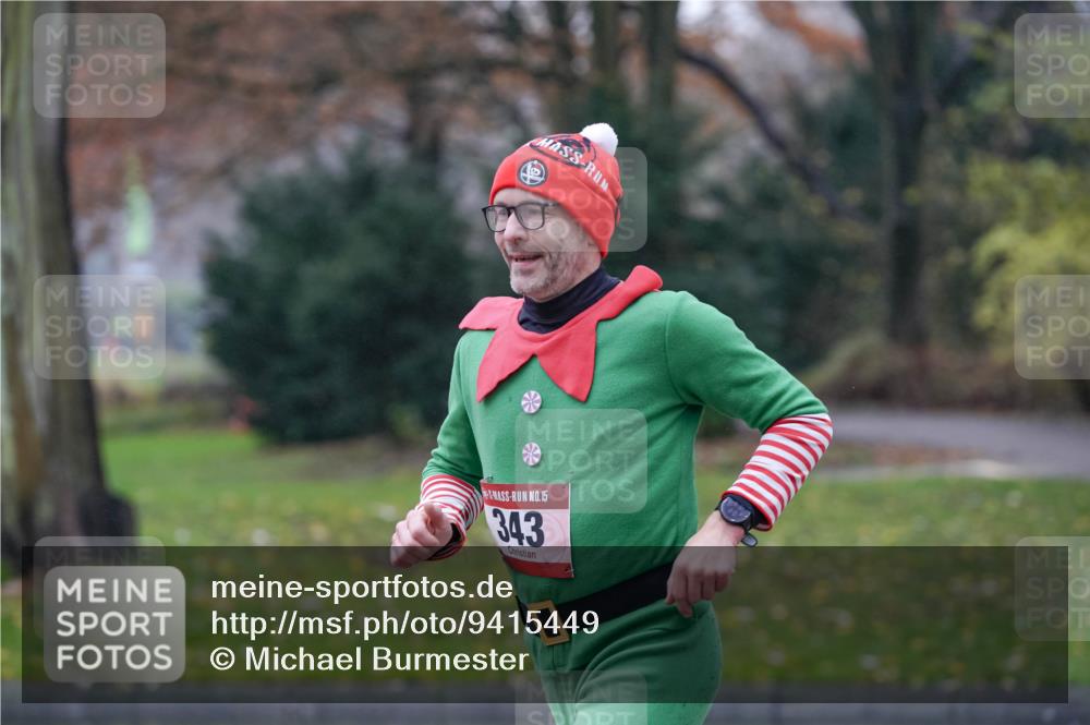 07.12.2025 - St. Pauli X-Mass-Run No. 15 Michael Burmester http://msf.ph/oto/9415449 07.12.2025 10:18:03 Laufen 4, 15, 343 meine-sportfotos.de