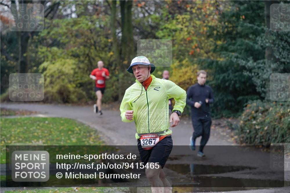 07.12.2025 - St. Pauli X-Mass-Run No. 15 Michael Burmester http://msf.ph/oto/9415465 07.12.2025 10:18:19 Laufen 15, 3267 meine-sportfotos.de