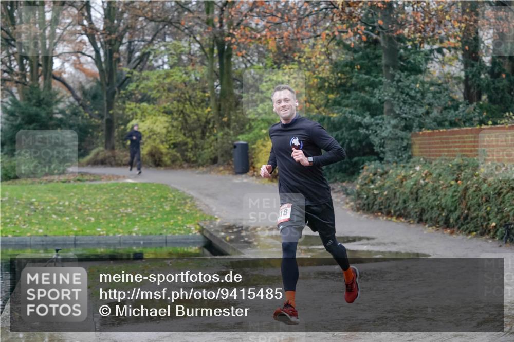 07.12.2025 - St. Pauli X-Mass-Run No. 15 Michael Burmester http://msf.ph/oto/9415485 07.12.2025 10:18:35 Laufen 18 meine-sportfotos.de