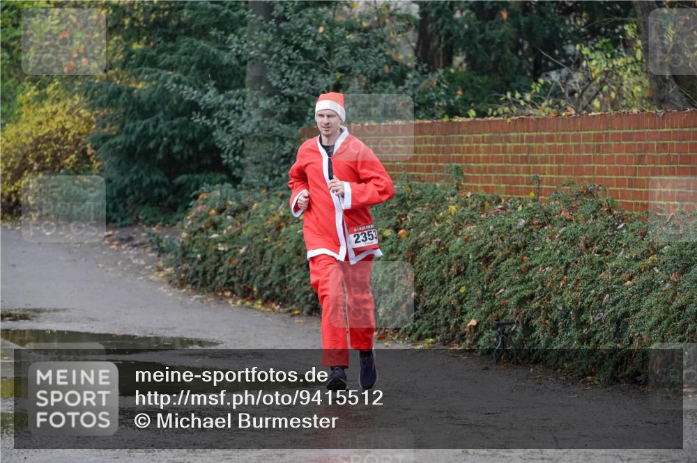 07.12.2025 - St. Pauli X-Mass-Run No. 15 Michael Burmester http://msf.ph/oto/9415512 07.12.2025 10:19:08 Laufen 2353 meine-sportfotos.de