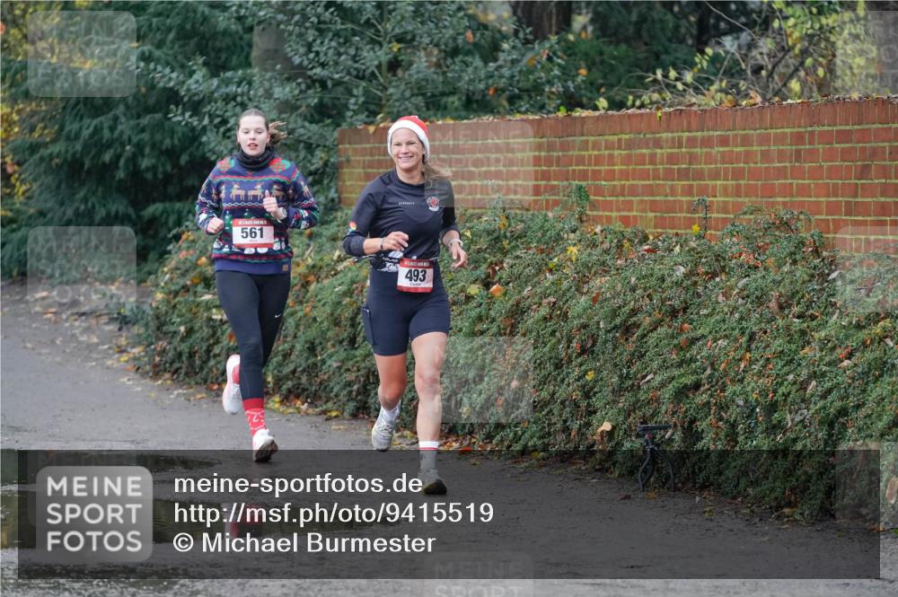 07.12.2025 - St. Pauli X-Mass-Run No. 15 Michael Burmester http://msf.ph/oto/9415519 07.12.2025 10:19:14 Laufen 0, 561, 493 meine-sportfotos.de