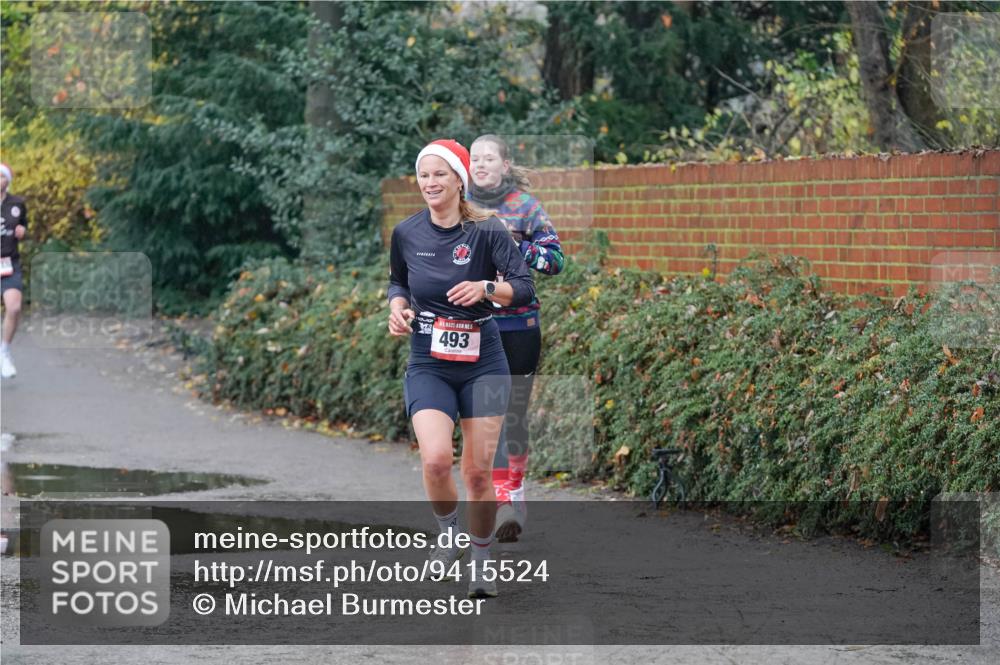 07.12.2025 - St. Pauli X-Mass-Run No. 15 Michael Burmester http://msf.ph/oto/9415524 07.12.2025 10:19:15 Laufen 493 meine-sportfotos.de