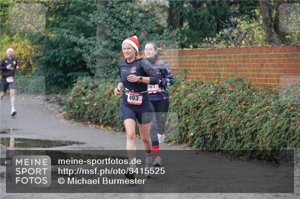 07.12.2025 - St. Pauli X-Mass-Run No. 15 Michael Burmester http://msf.ph/oto/9415525 07.12.2025 10:19:15 Laufen 5, 493, 561 meine-sportfotos.de