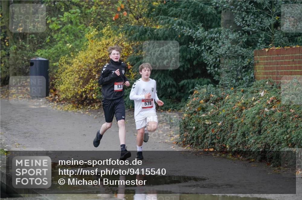 07.12.2025 - St. Pauli X-Mass-Run No. 15 Michael Burmester http://msf.ph/oto/9415540 07.12.2025 10:19:23 Laufen 137, 578 meine-sportfotos.de