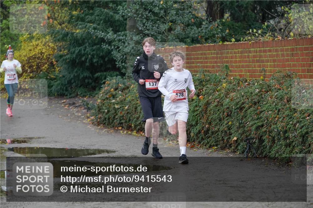 07.12.2025 - St. Pauli X-Mass-Run No. 15 Michael Burmester http://msf.ph/oto/9415543 07.12.2025 10:19:25 Laufen 137, 578 meine-sportfotos.de