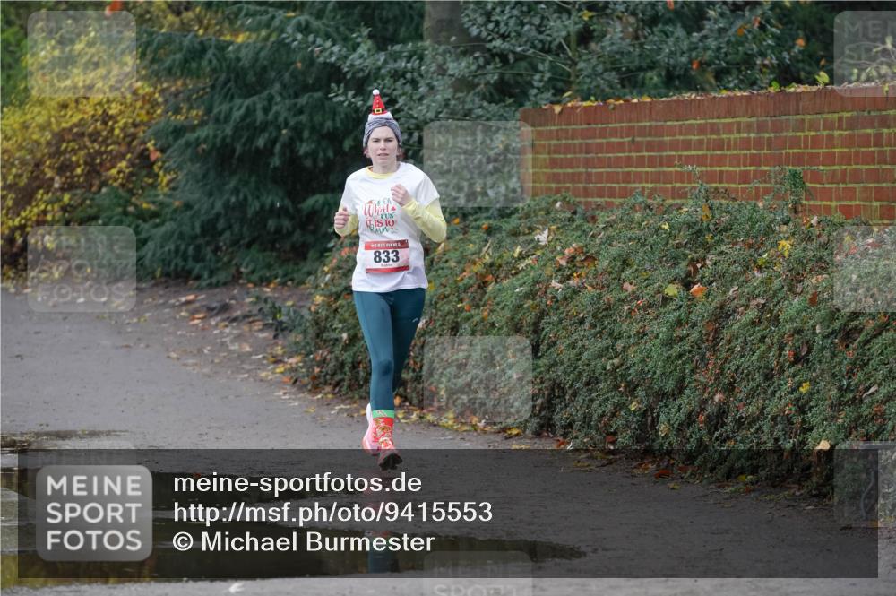 07.12.2025 - St. Pauli X-Mass-Run No. 15 Michael Burmester http://msf.ph/oto/9415553 07.12.2025 10:19:28 Laufen 15, 833 meine-sportfotos.de