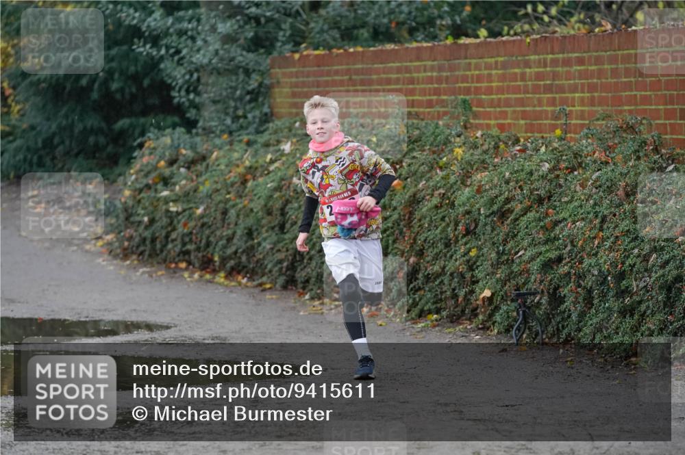 07.12.2025 - St. Pauli X-Mass-Run No. 15 Michael Burmester http://msf.ph/oto/9415611 07.12.2025 10:19:59 Laufen 15 meine-sportfotos.de