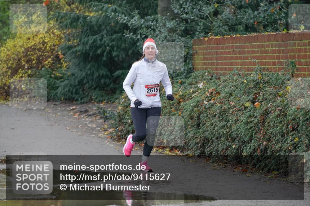 07.12.2025 - St. Pauli X-Mass-Run No. 15 Michael Burmester http://msf.ph/oto/9415627 07.12.2025 10:20:15 Laufen 2615 meine-sportfotos.de