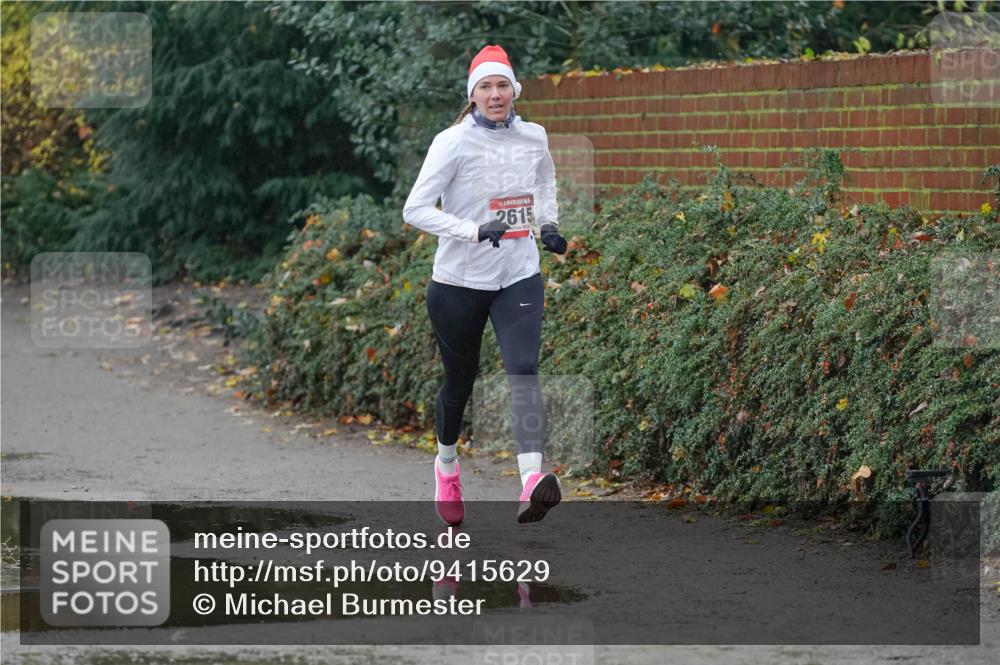 07.12.2025 - St. Pauli X-Mass-Run No. 15 Michael Burmester http://msf.ph/oto/9415629 07.12.2025 10:20:16 Laufen 2615 meine-sportfotos.de