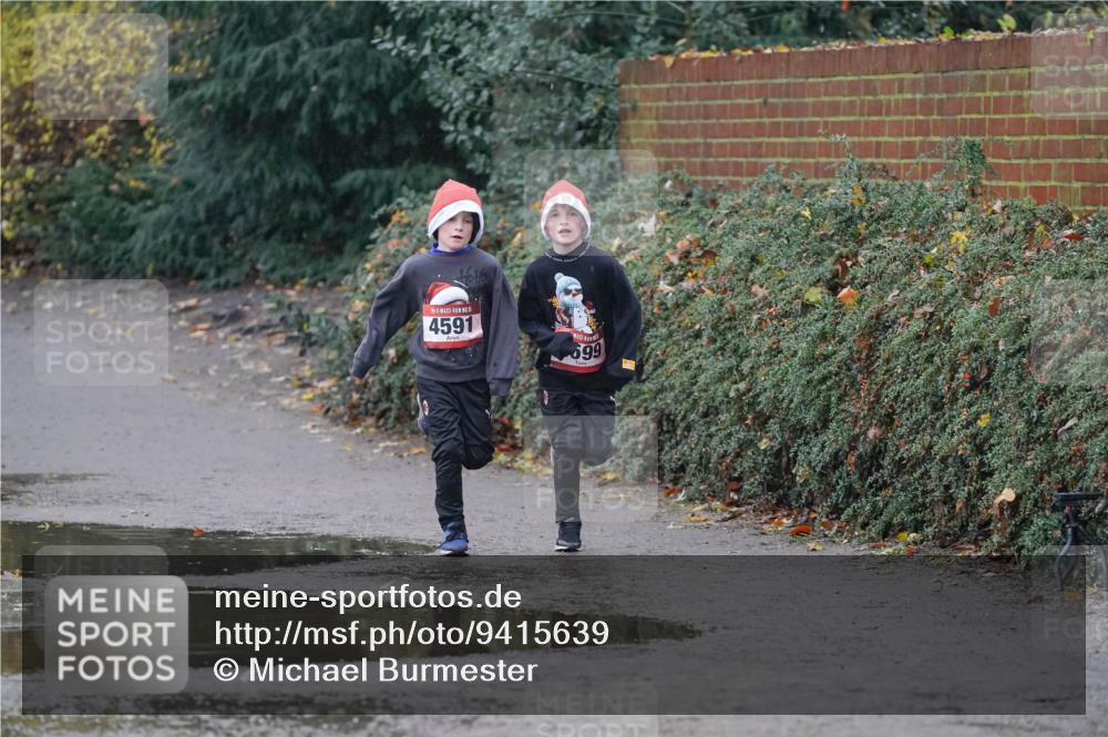 07.12.2025 - St. Pauli X-Mass-Run No. 15 Michael Burmester http://msf.ph/oto/9415639 07.12.2025 10:20:19 Laufen 660, 4591 meine-sportfotos.de