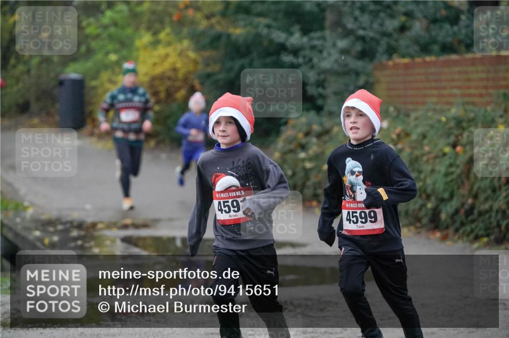 07.12.2025 - St. Pauli X-Mass-Run No. 15 Michael Burmester http://msf.ph/oto/9415651 07.12.2025 10:20:23 Laufen 15, 459, 4599 meine-sportfotos.de