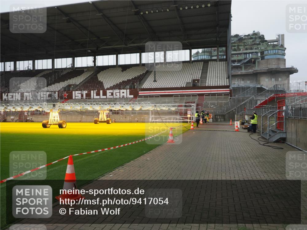 07.12.2025 - St. Pauli X-Mass-Run No. 15 Fabian Wolf http://msf.ph/oto/9417054 07.12.2025 11:13:39 Ziel 585, 1111, 1114, 2773 meine-sportfotos.de